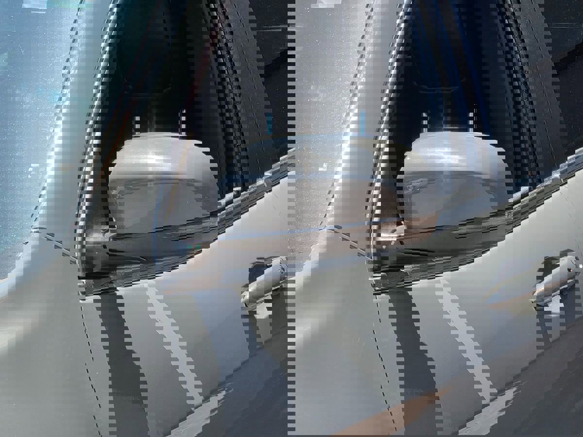 Used 2020 Jeep Cherokee Limited image 10