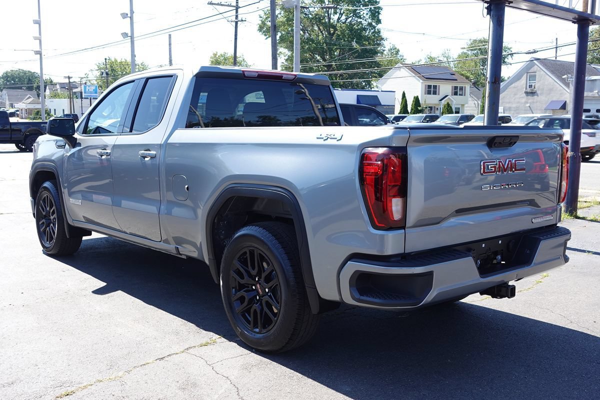 Used 2023 GMC Sierra 1500 Elevation AWD/4WD image 2