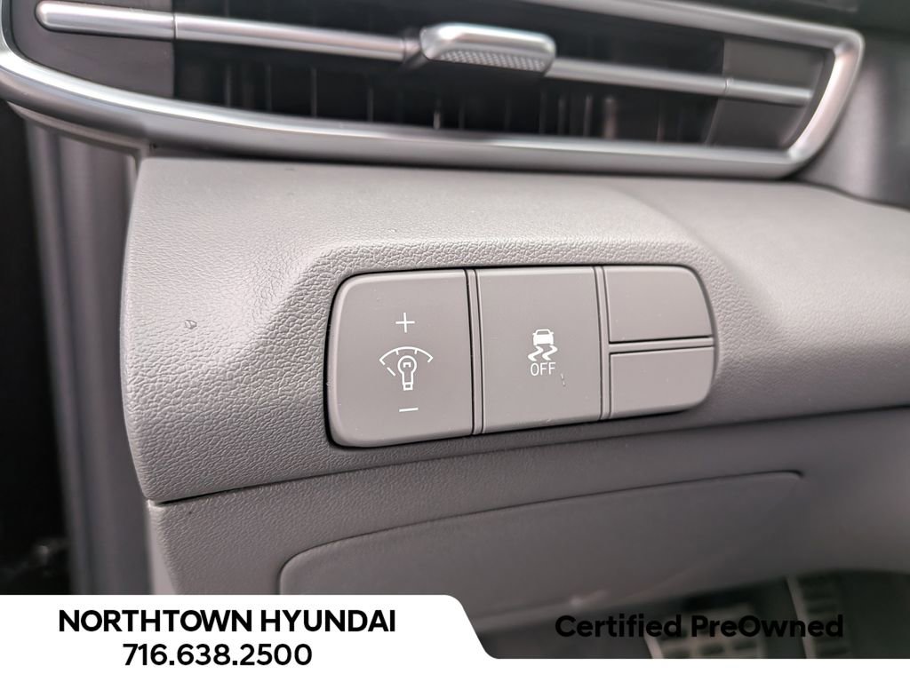 Certified 2025 Hyundai Elantra Sport FWD image 26