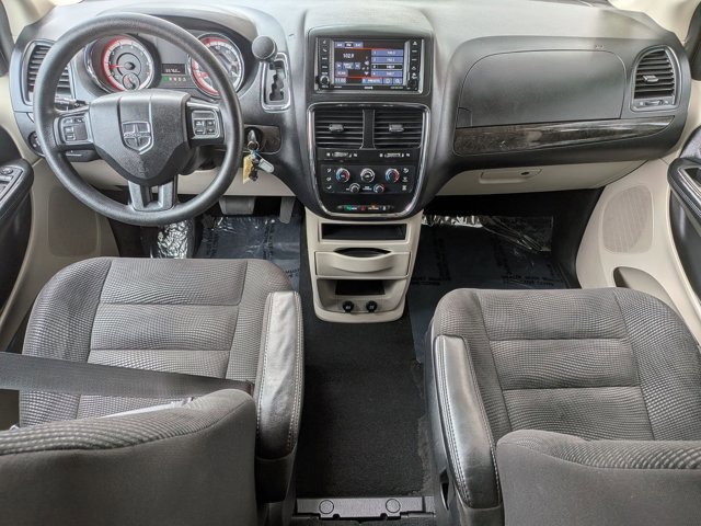 Used 2020 Dodge Grand Caravan SE w/ UConnect Hands-Free Group image 18