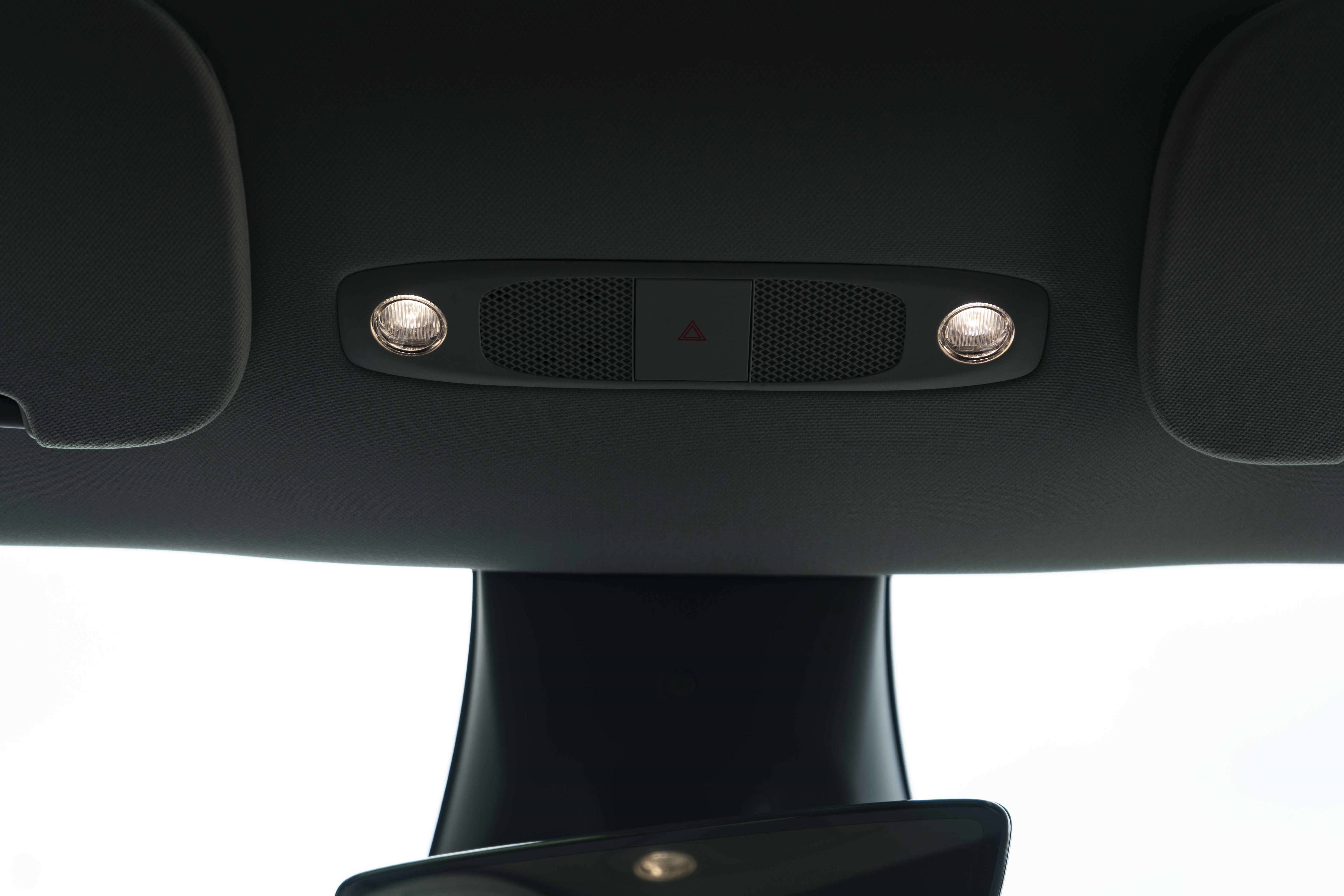 Used 2023 Tesla Model Y AWD image 32