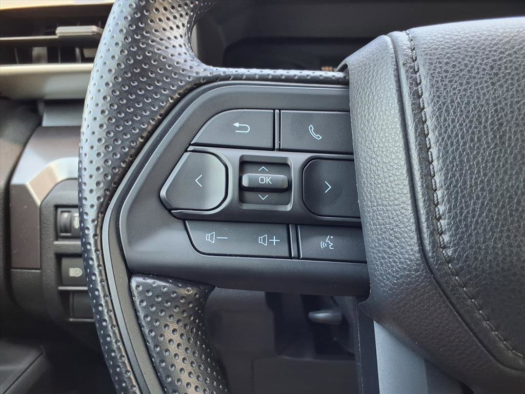 Certified 2025 Toyota Tacoma SR5 image 24