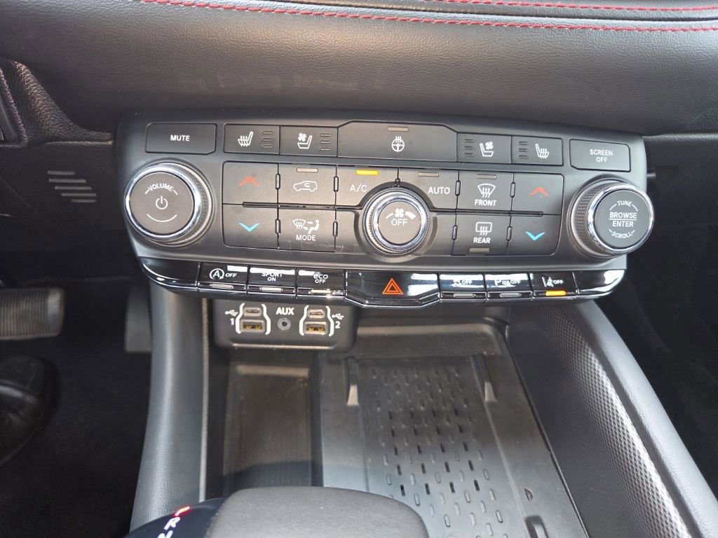 Certified 2025 Dodge Durango GT AWD/4WD image 16