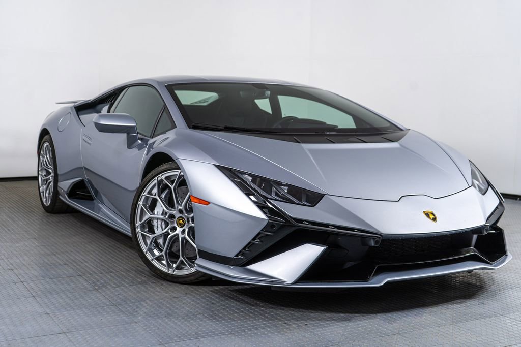 Used 2023 Lamborghini Huracan Tecnica image 6