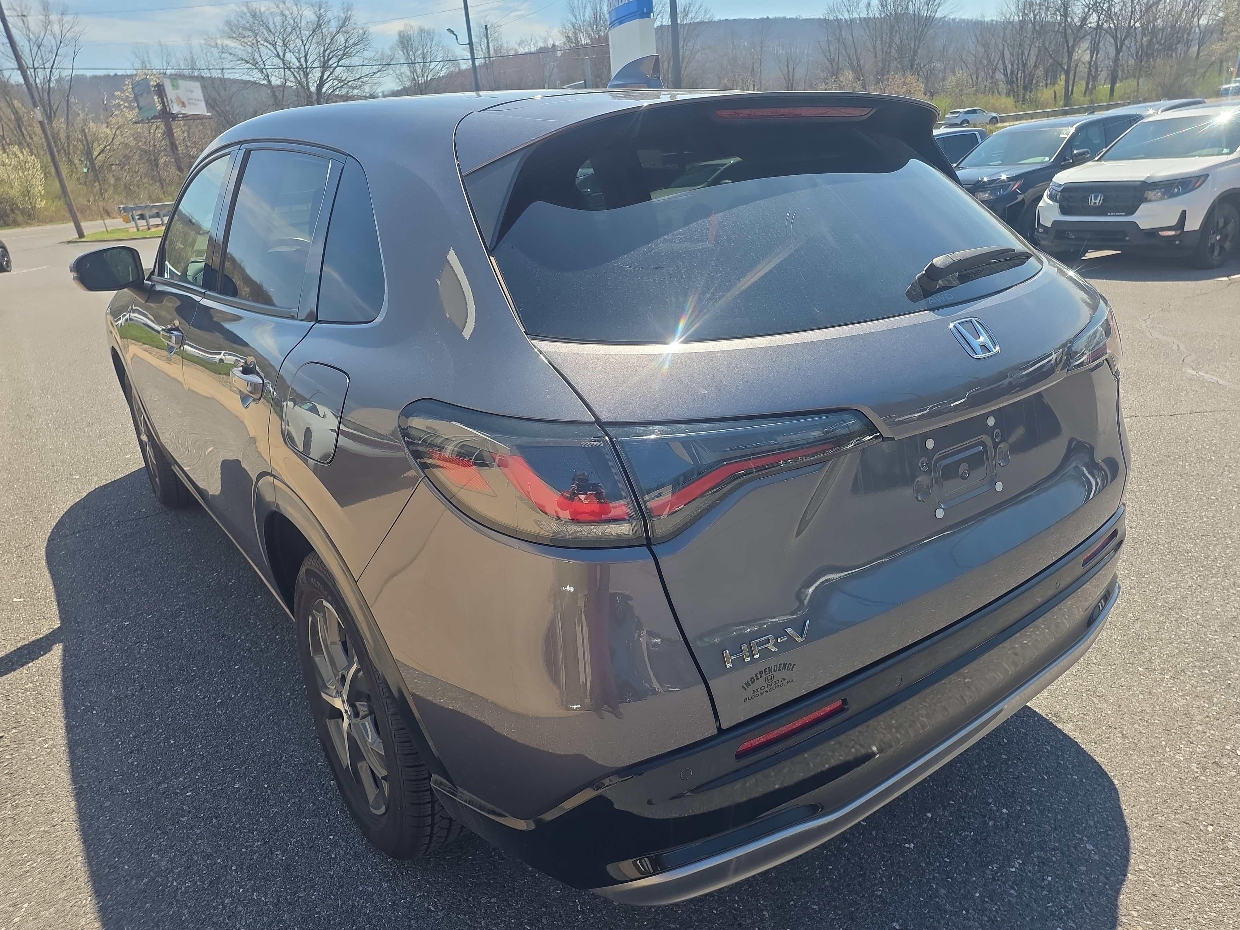 Used 2023 Honda HR-V EX-L image 7