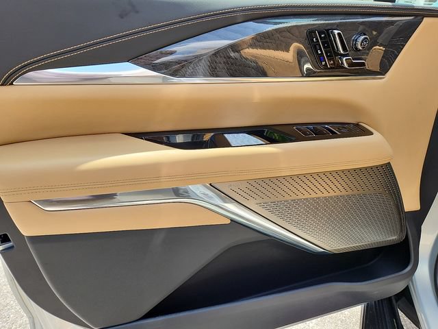 Certified 2025 Cadillac Escalade IQ Luxury 2 AWD/4WD image 12