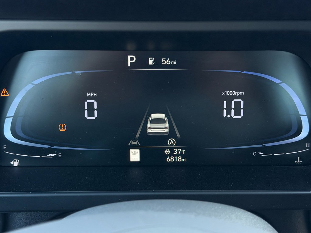 Certified 2024 Hyundai Elantra SE image 10