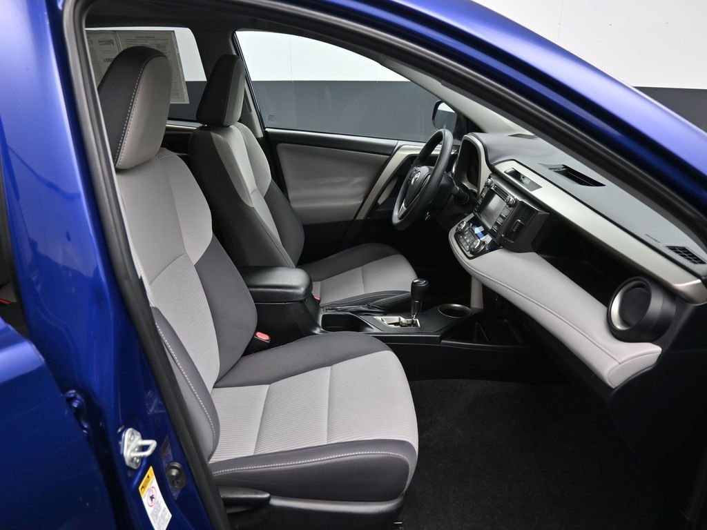 Used 2014 Toyota RAV4 XLE image 25