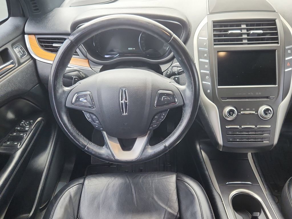 Used 2017 Lincoln MKC Reserve w/ Lincoln MKC Climate Package image 11