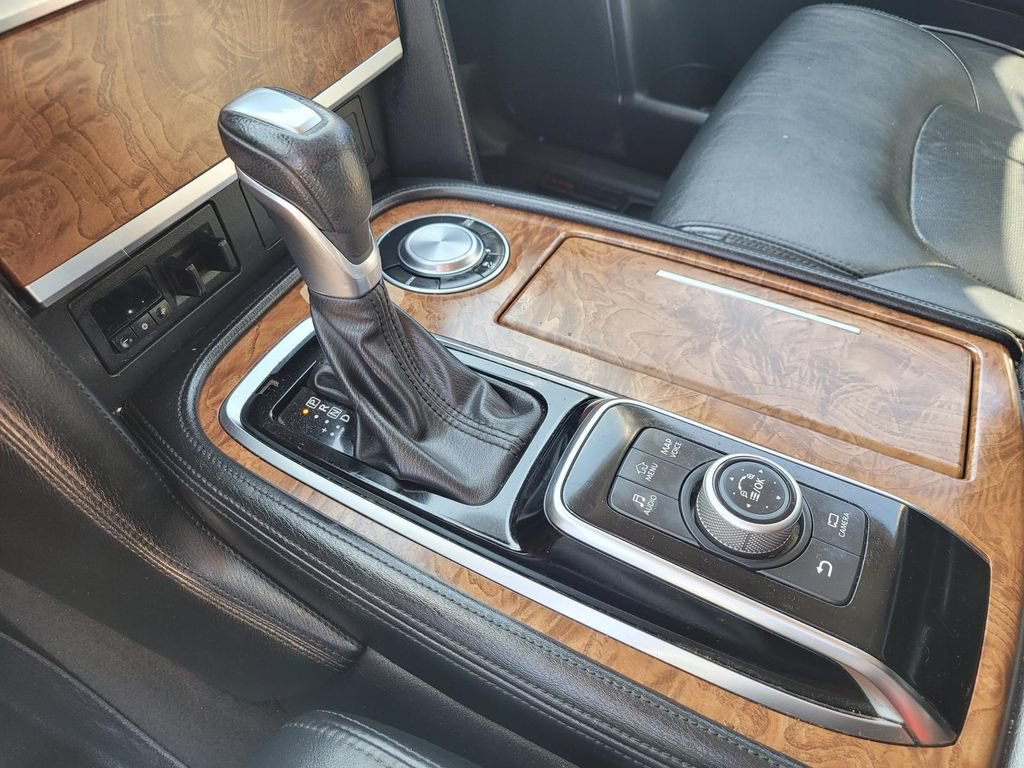 Used 2021 Nissan Armada SL w/ Captain's Chairs Package RWD image 31