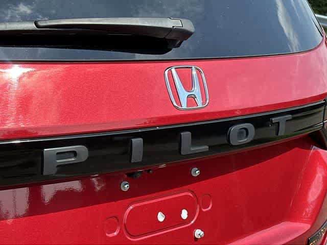 Used 2025 Honda Pilot TrailSport image 30