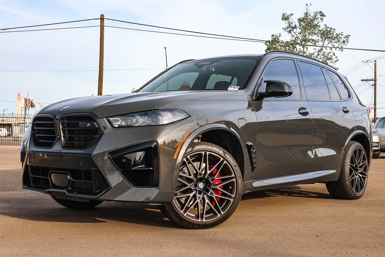 Used 2025 BMW X5 M Competition w/ Executive Package image 1