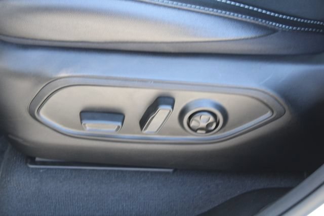 Used 2025 Jeep Grand Cherokee Altitude RWD image 42
