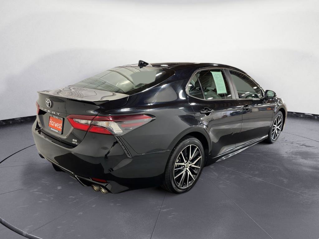 Used 2023 Toyota Camry SE AWD/4WD image 9