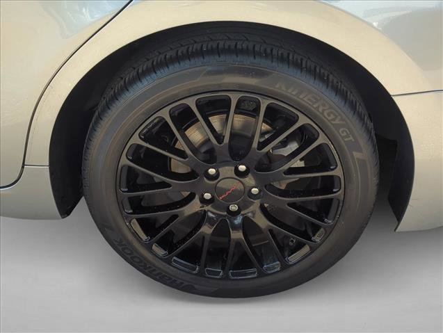 Used 2023 Toyota Camry SE FWD image 9