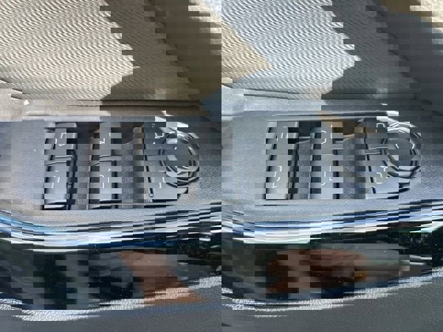 New 2026 Chevrolet Equinox LT w/ Convenience Package II image 25