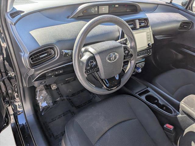 Used 2022 Toyota Prius LE image 10