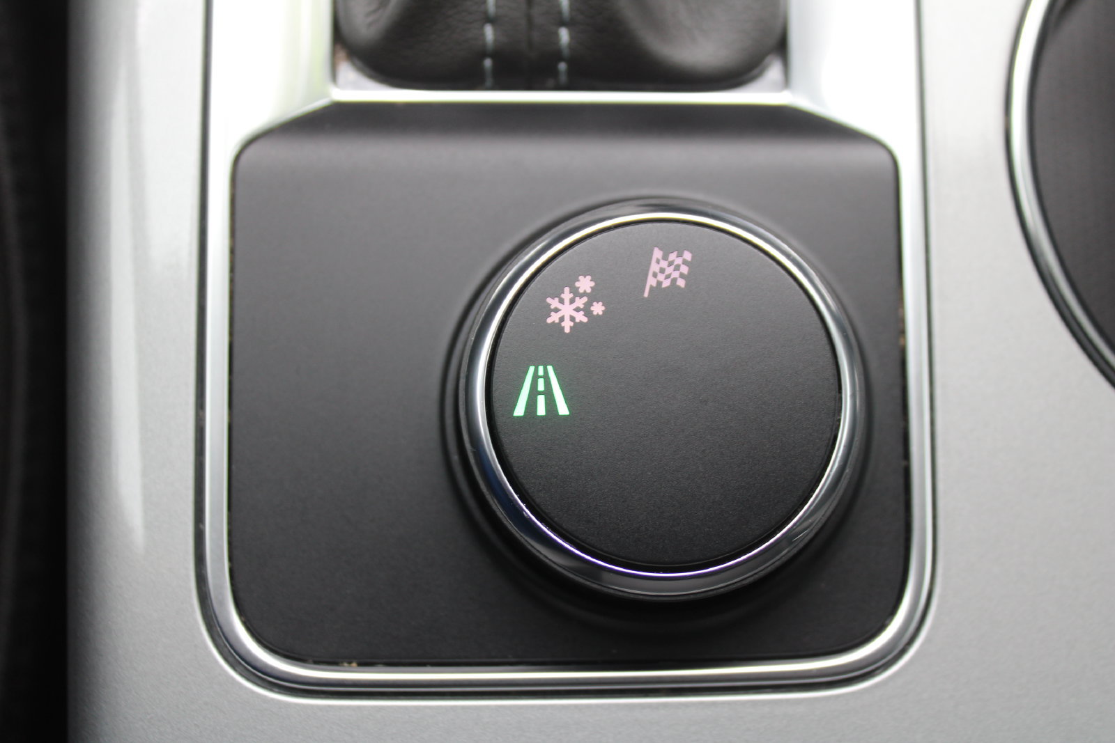 Used 2020 Chevrolet Blazer LT w/ LPO, Floor Liner Package FWD image 36