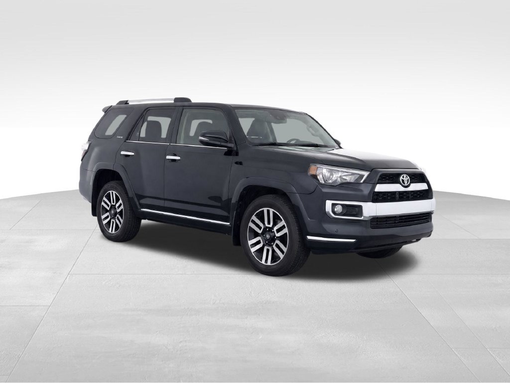 Used 2018 Toyota 4Runner Limited AWD/4WD image 3
