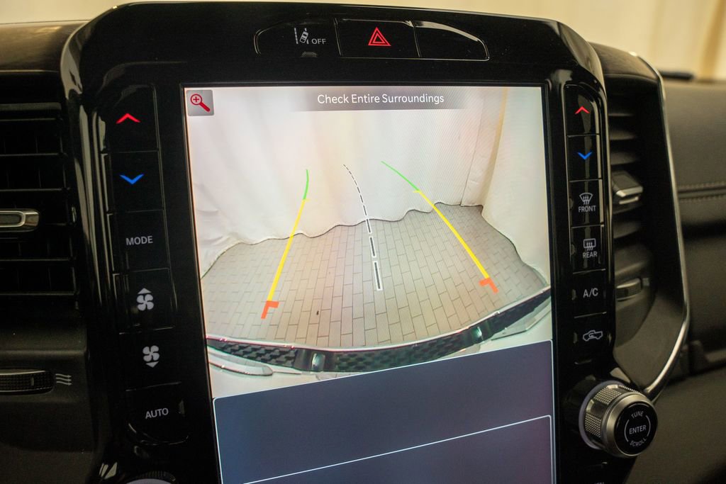 Used 2025 RAM 1500 Laramie image 15