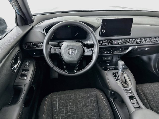 Certified 2027 Honda HR-V Sport image 4