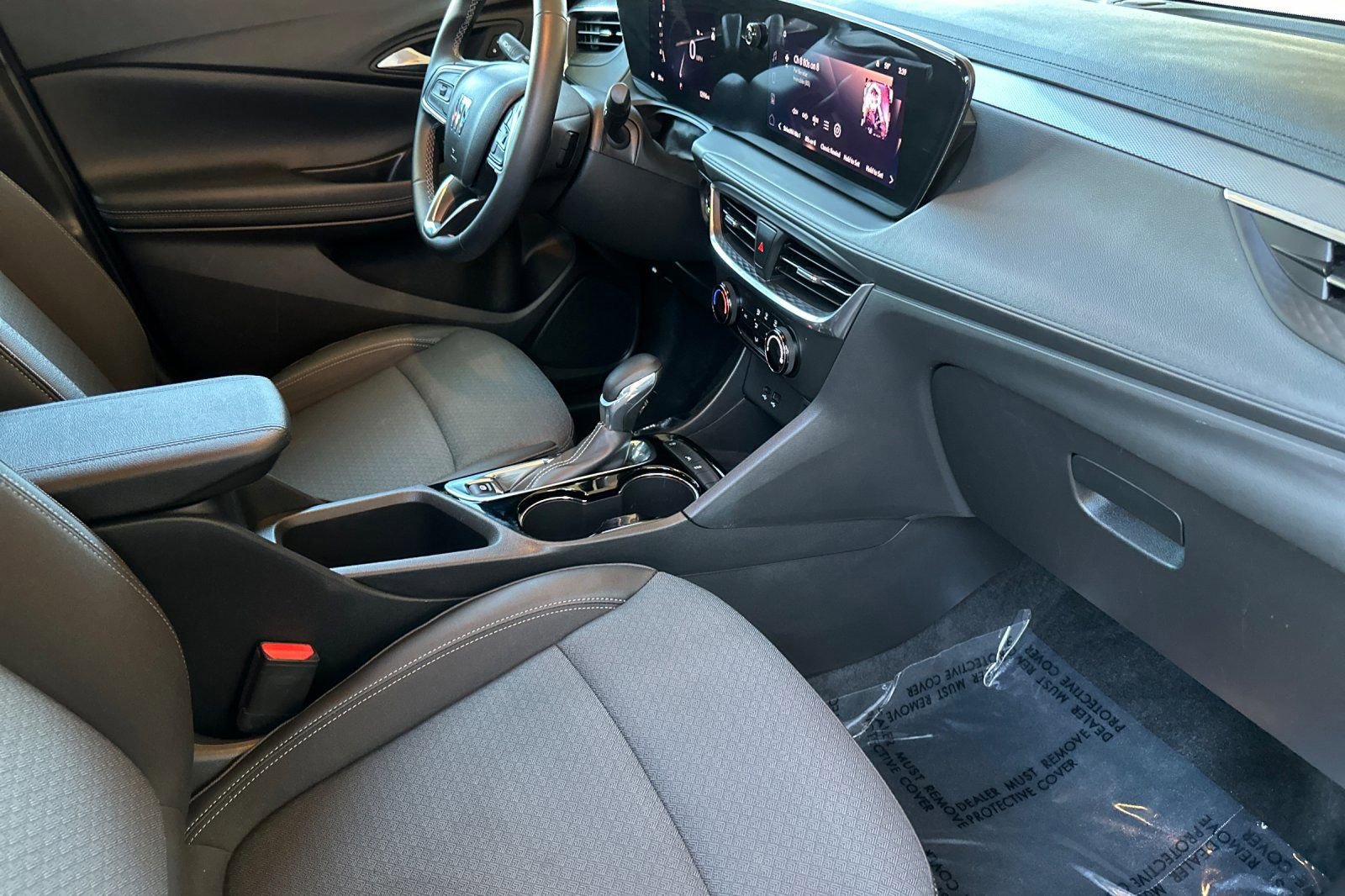 Certified 2025 Buick Encore GX Preferred image 16