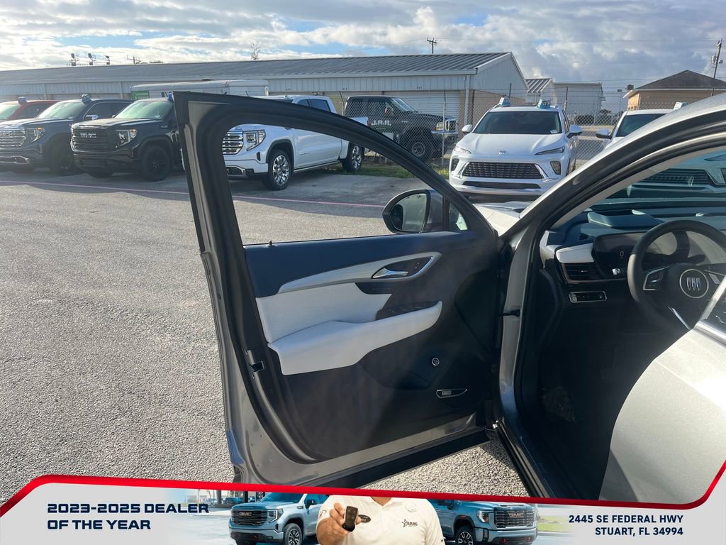 New 2026 Buick Envision Avenir image 11