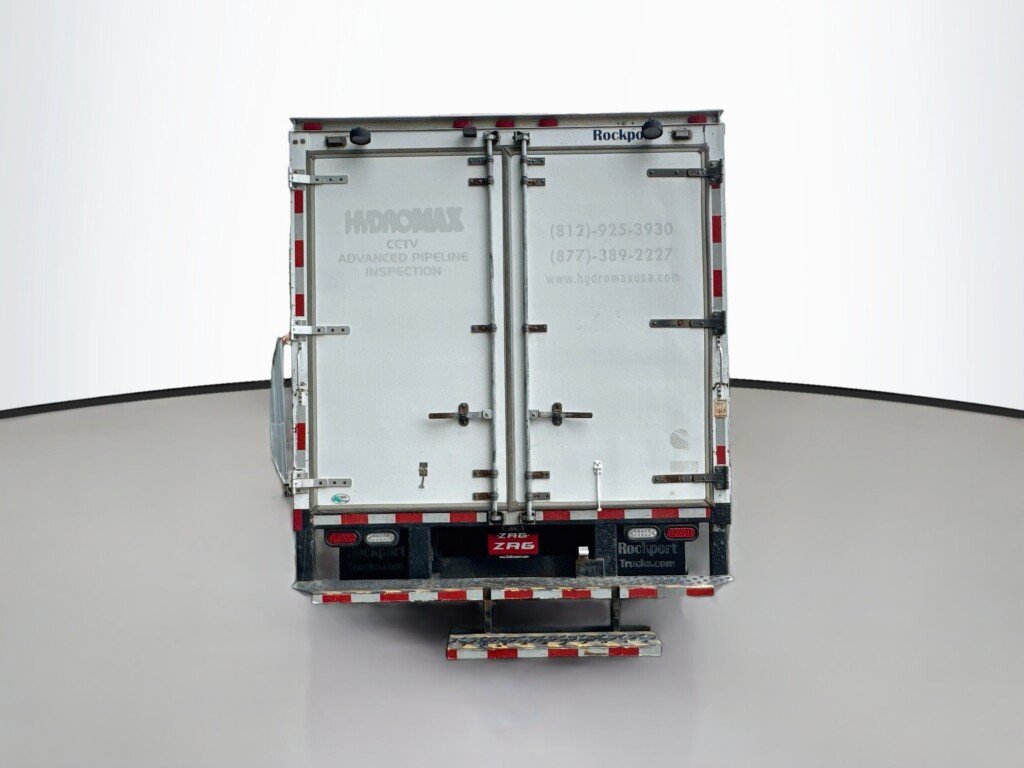 Used 2012 Ford E-450 and Econoline 450 Super Duty w/ PWR Locks & Windows Group RWD image 4