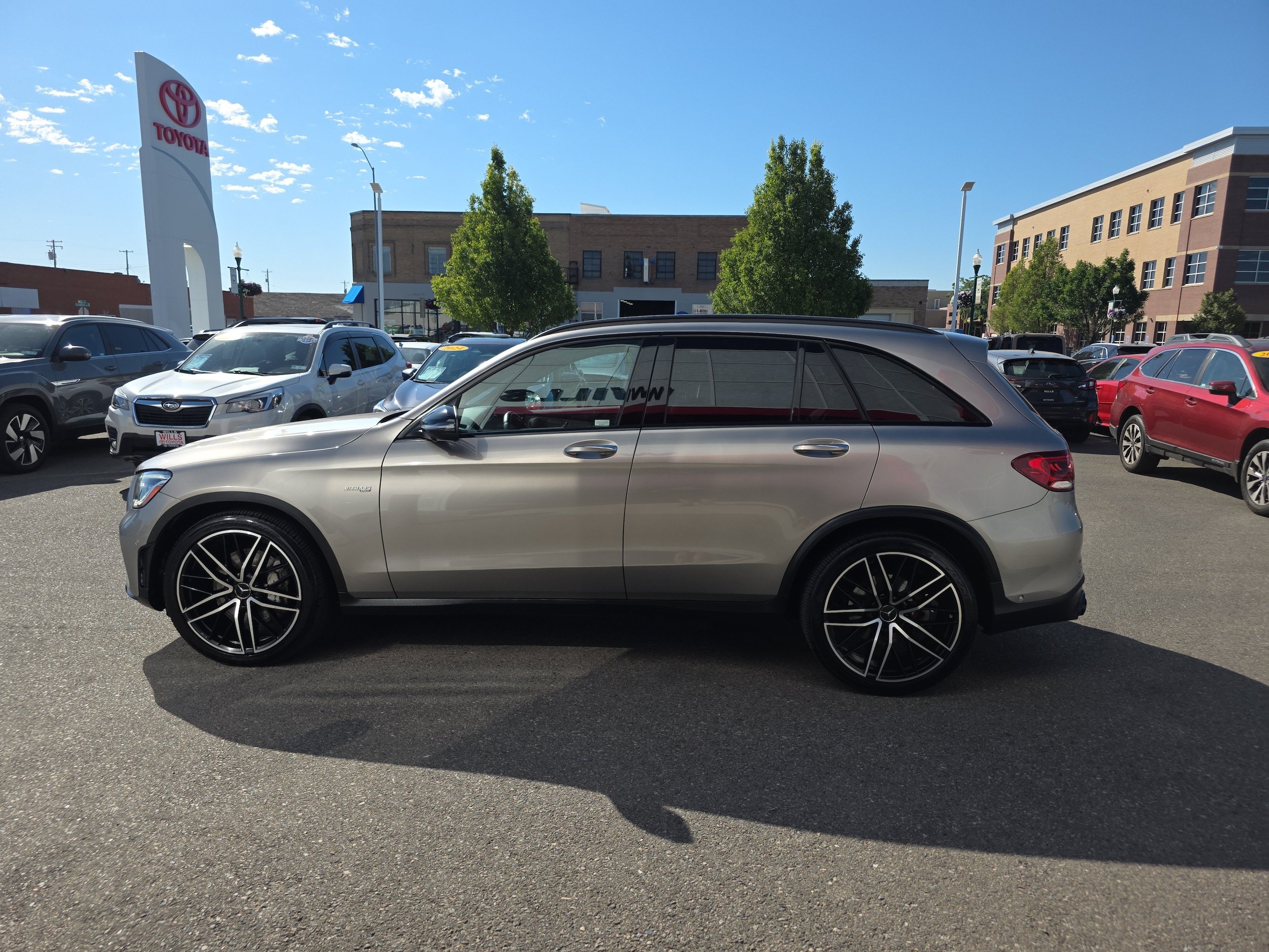 Used 2020 Mercedes-Benz GLC 43 AMG 4MATIC w/ Driver Assistance Package image 5