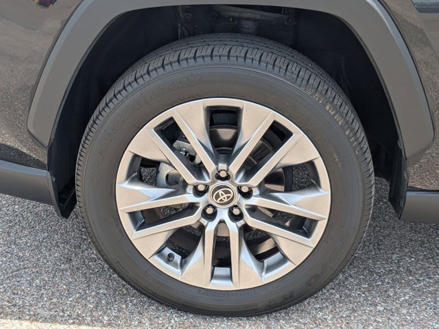 Used 2023 Toyota RAV4 XLE Premium FWD image 22