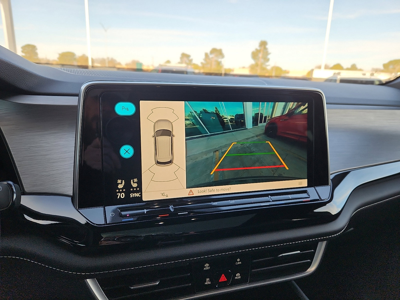 New 2026 Volkswagen Atlas Cross Sport SE image 18