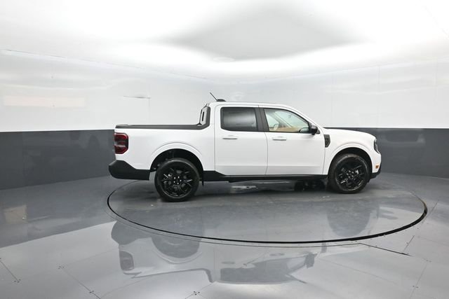 New 2026 Ford Maverick Lariat w/ Black Appearance Package image 8