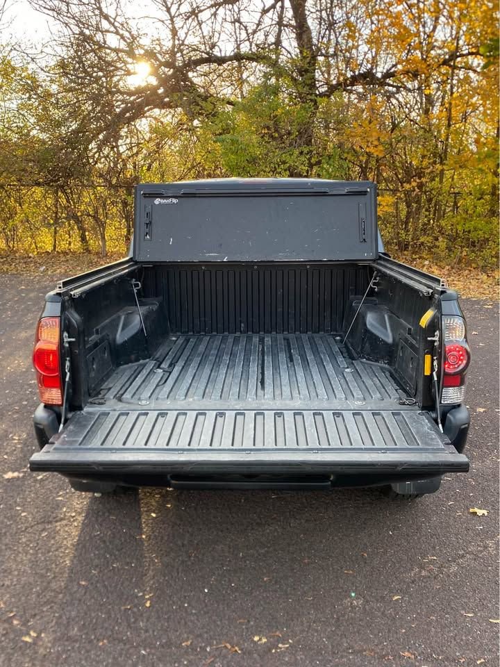 Used 2015 Toyota Tacoma 4x4 Double Cab image 6