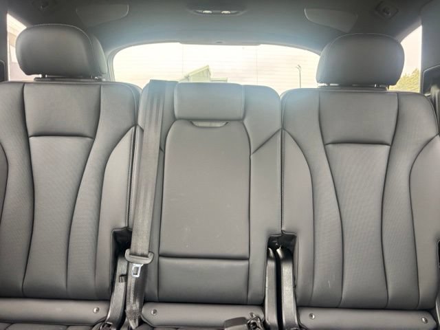 Certified 2025 Audi Q7 3.0T Premium Plus AWD/4WD image 12