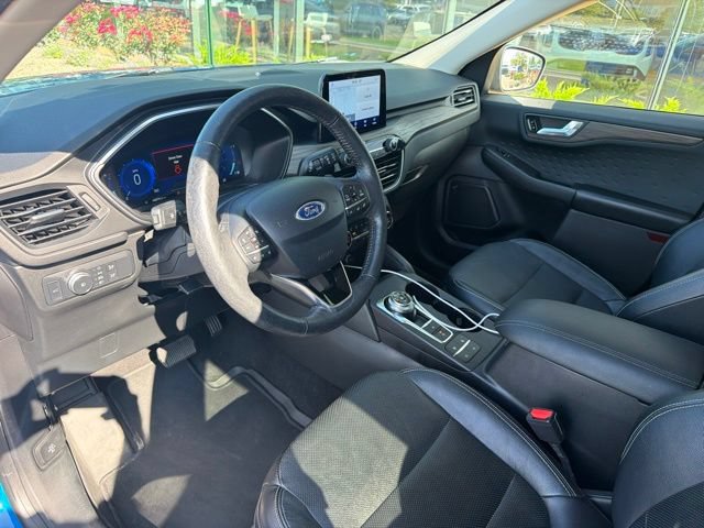 Used 2020 Ford Escape Titanium AWD/4WD image 21