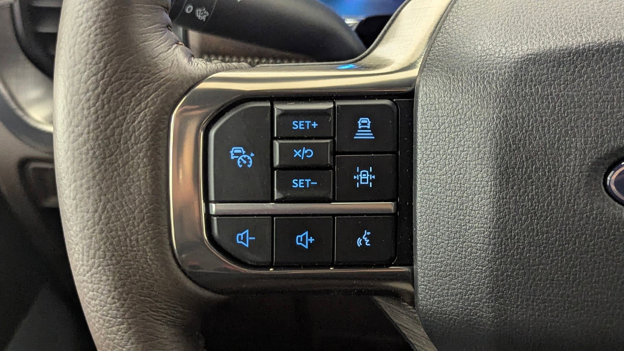 New 2026 Ford F150 King Ranch w/ Equipment Group 601A High image 16