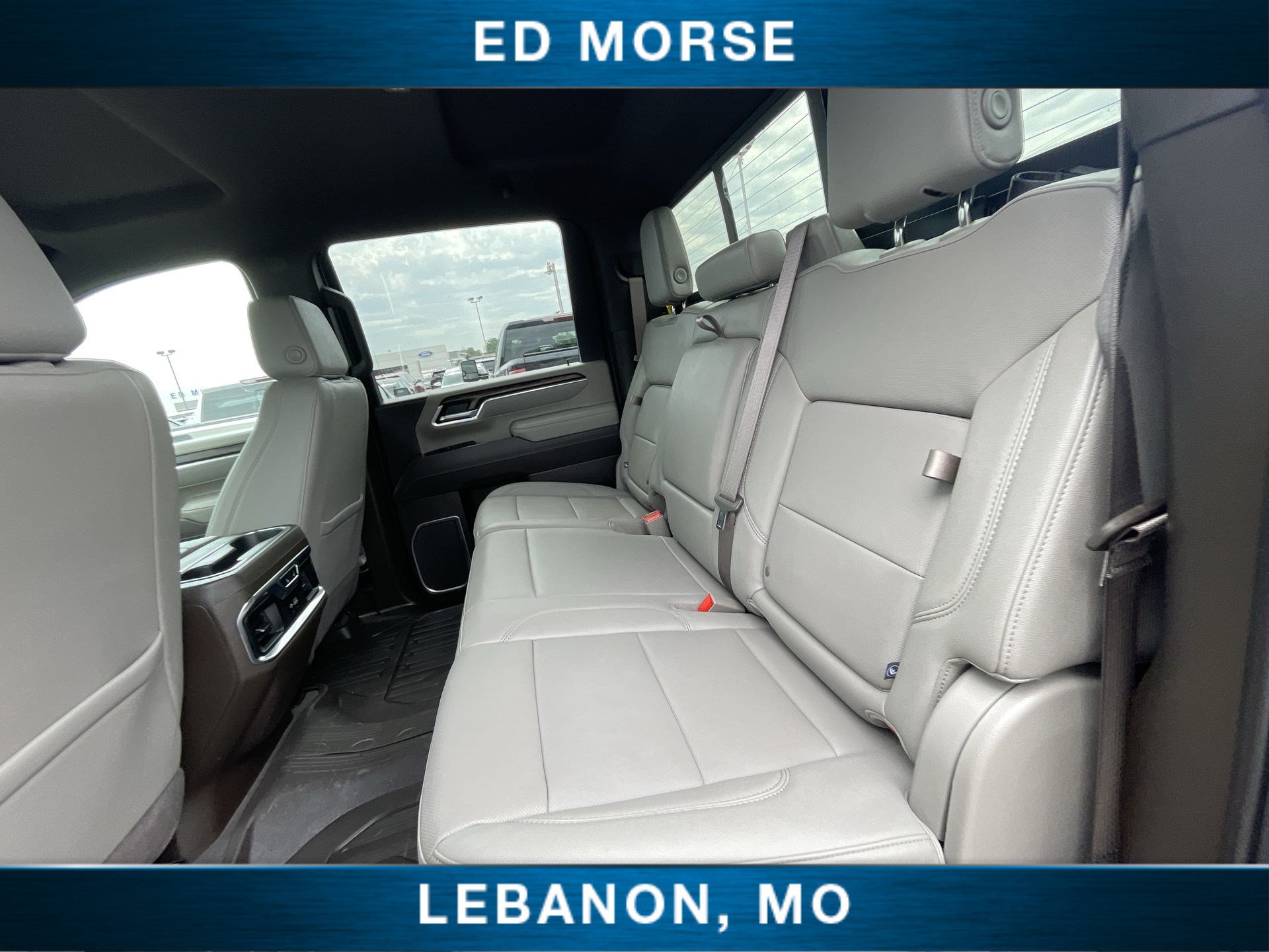 Certified 2025 GMC Sierra 2500 SLT w/ SLT Convenience Package AWD/4WD image 23