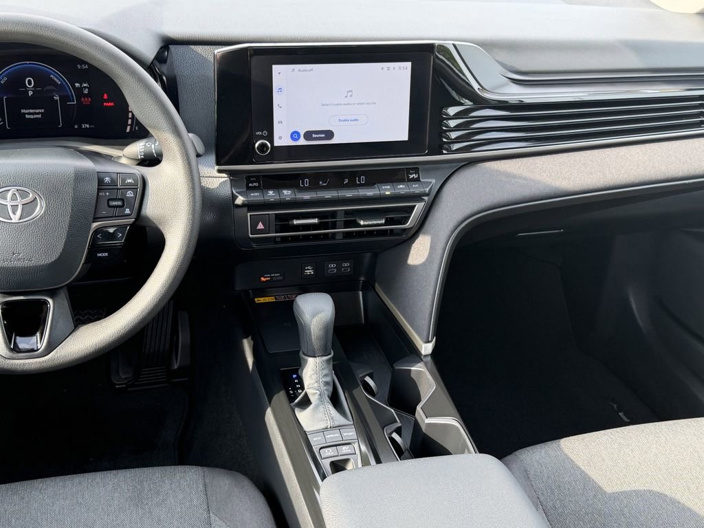 Used 2026 Toyota Camry LE FWD image 18