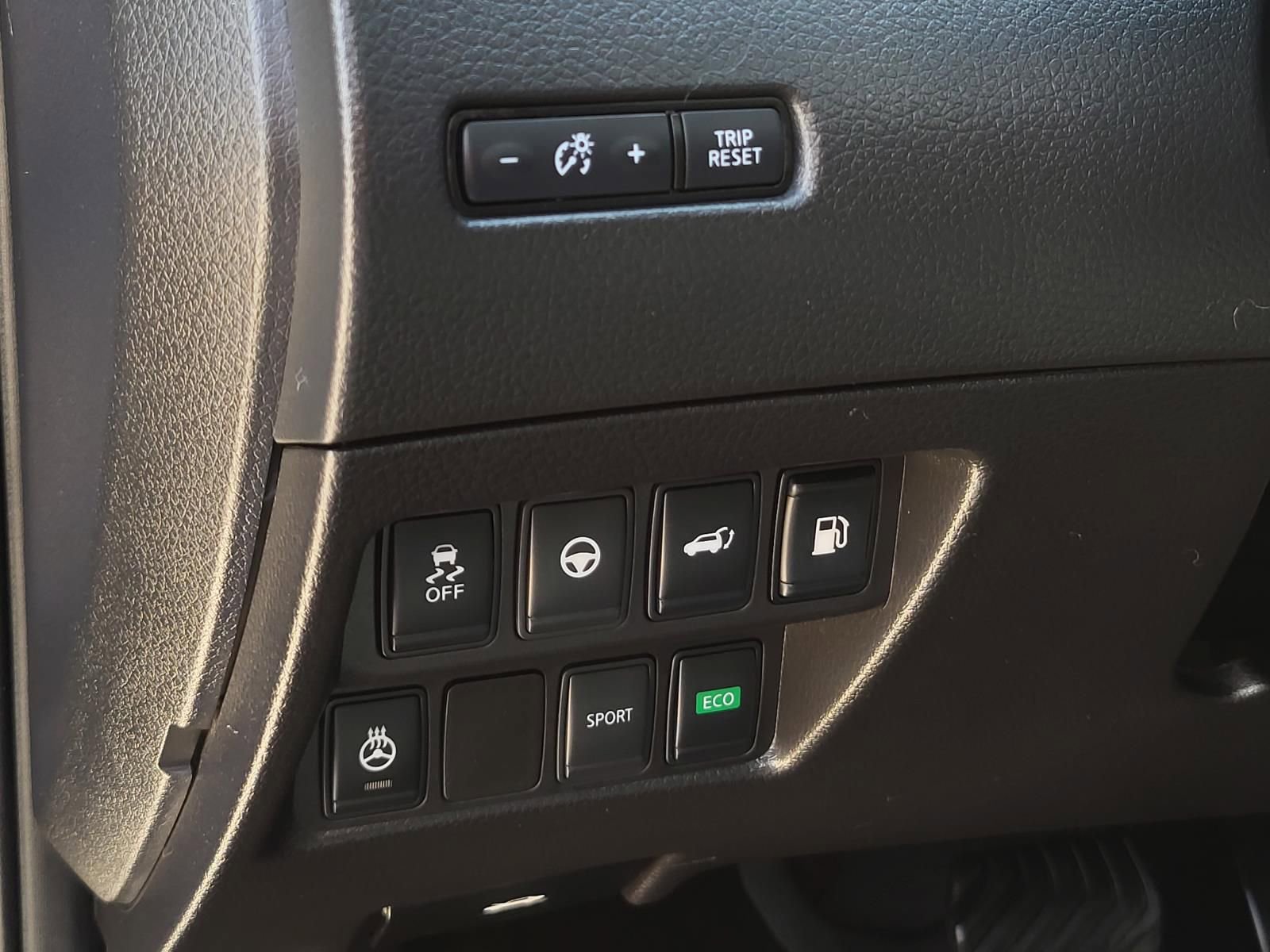 Used 2018 Nissan Rogue SL w/ Premium Package FWD image 26