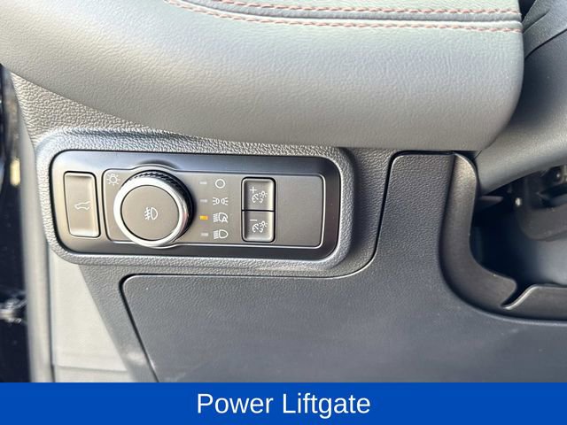 Used 2025 Ford Explorer Active w/ Active Comfort Package image 32