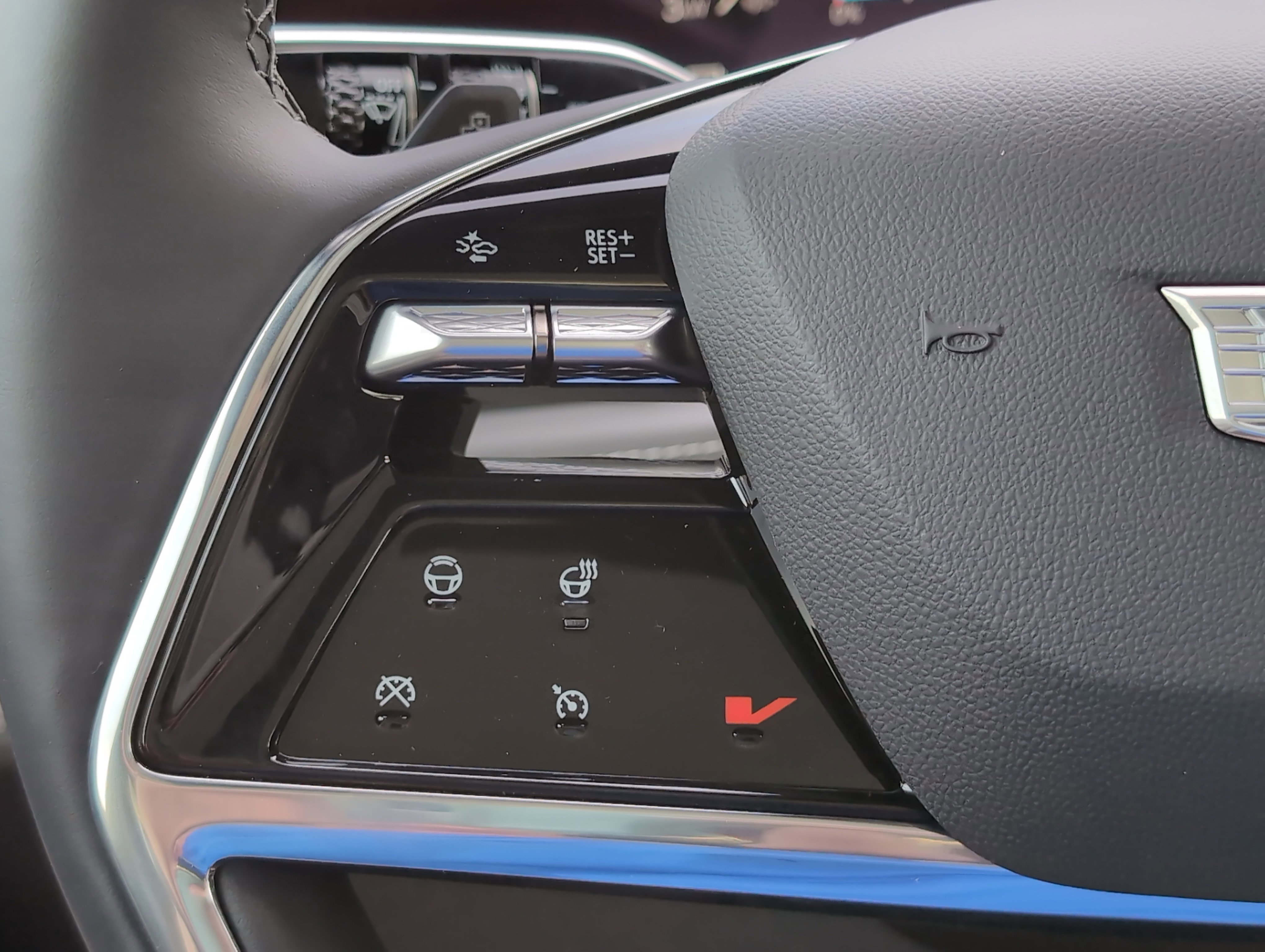 New 2026 Cadillac Escalade IQL Sport 1 image 20