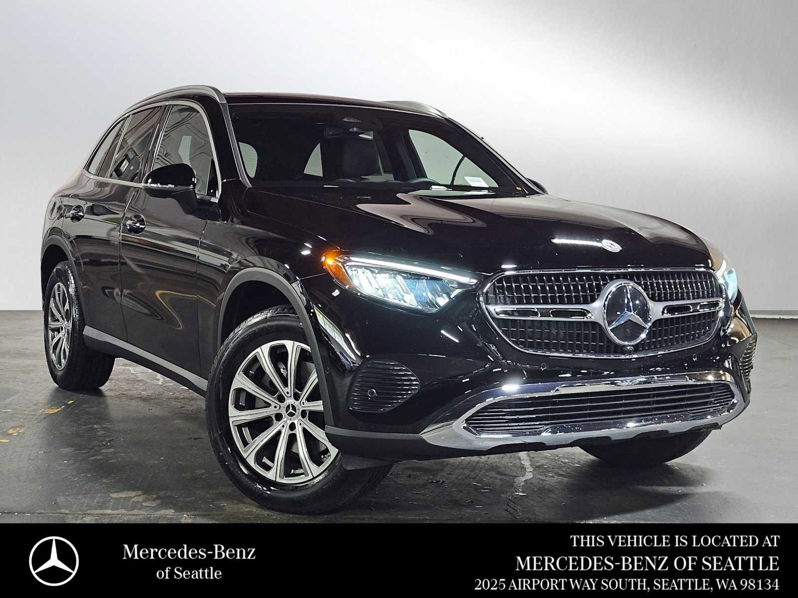 Certified 2026 Mercedes-Benz GLC 300 4MATIC image 1