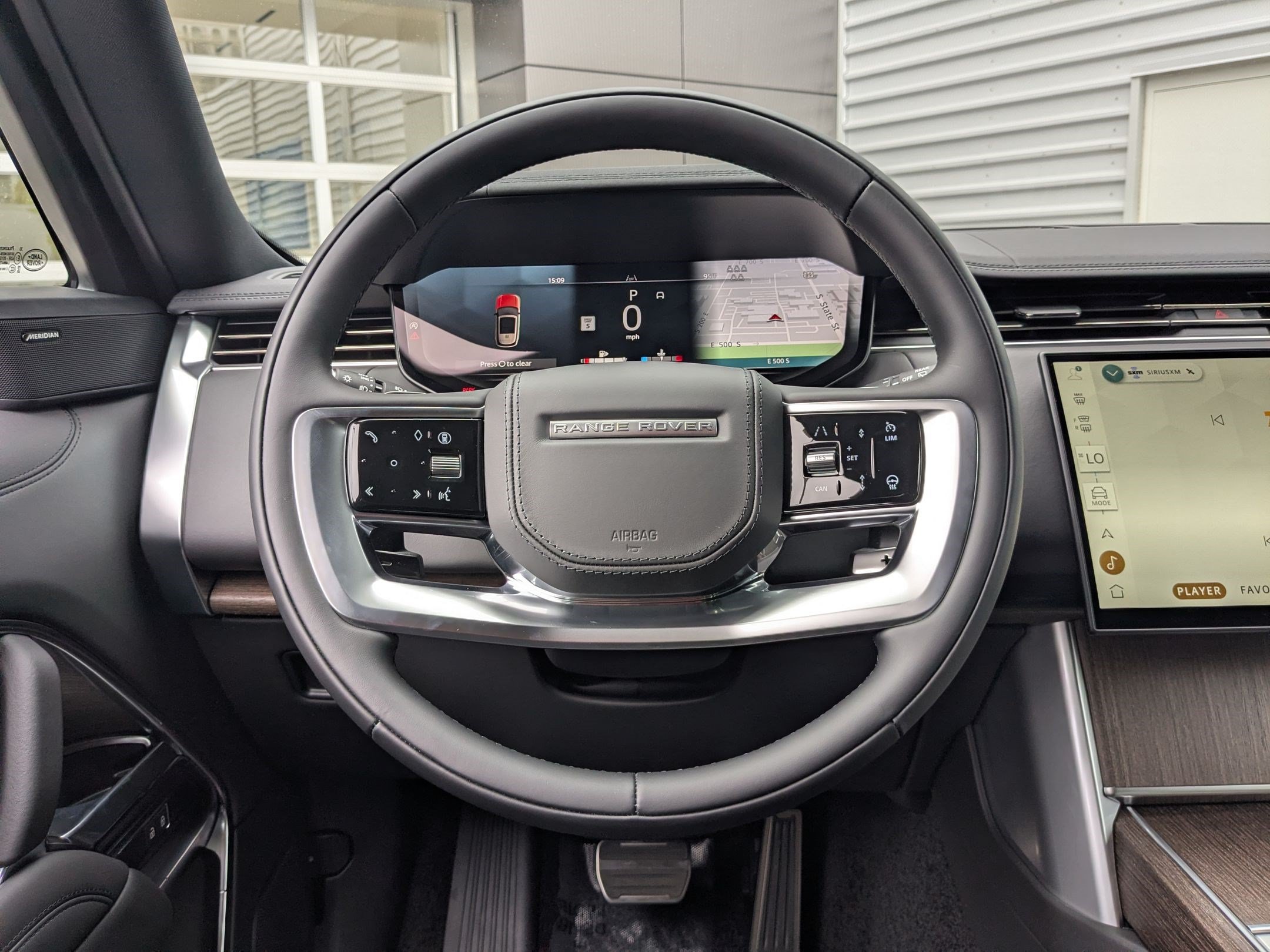 New 2026 Land Rover Range Rover Long Wheelbase SE AWD/4WD image 15