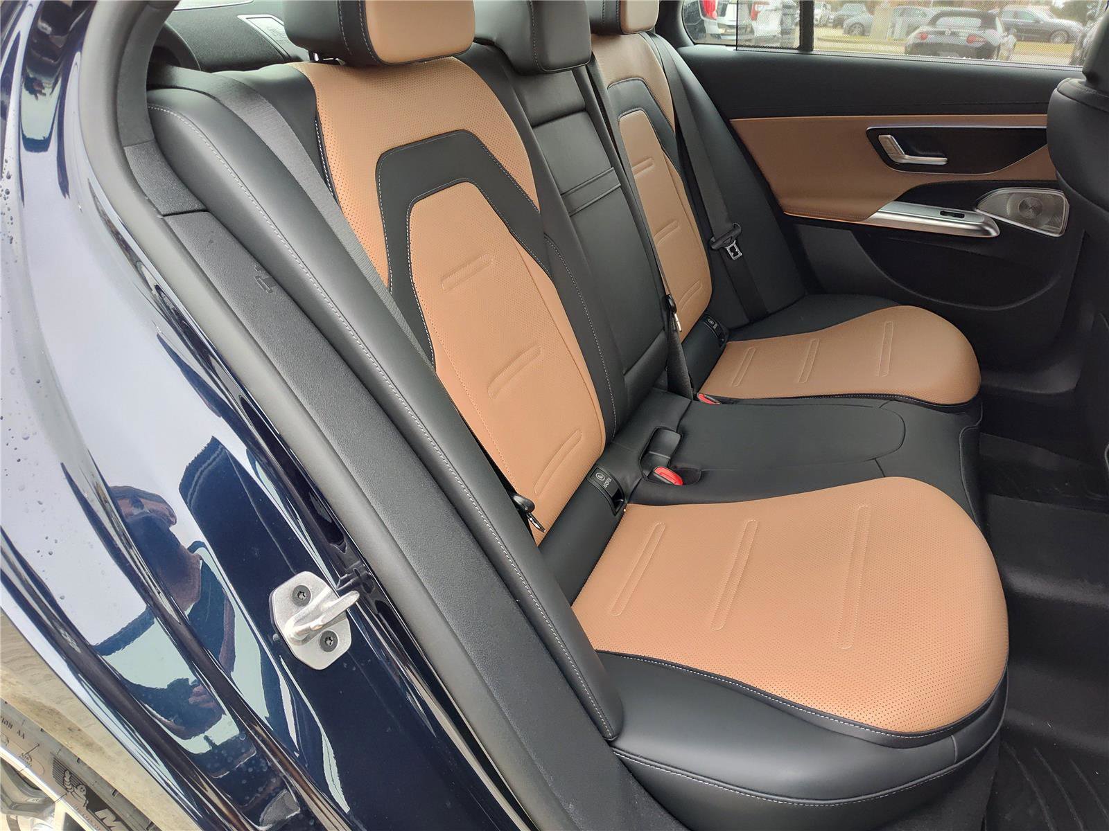 Used 2025 Mercedes-Benz E 53 AMG e 4MATIC Sedan image 24