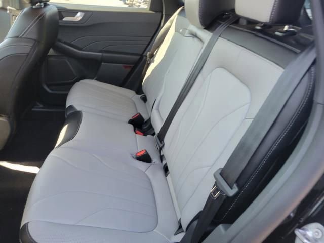 New 2026 Ford Escape SE w/ PHEV Premium Package image 16