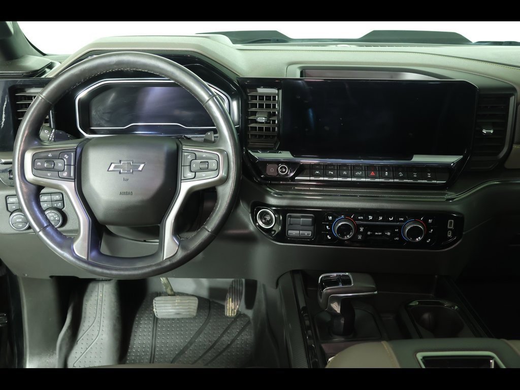 Used 2022 Chevrolet Silverado 1500 ZR2 w/ Technology Package image 7