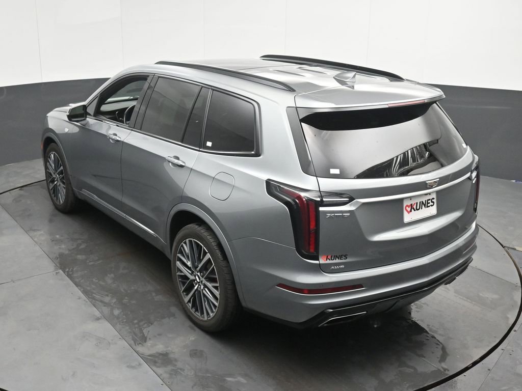 Used 2023 Cadillac XT6 Sport image 45