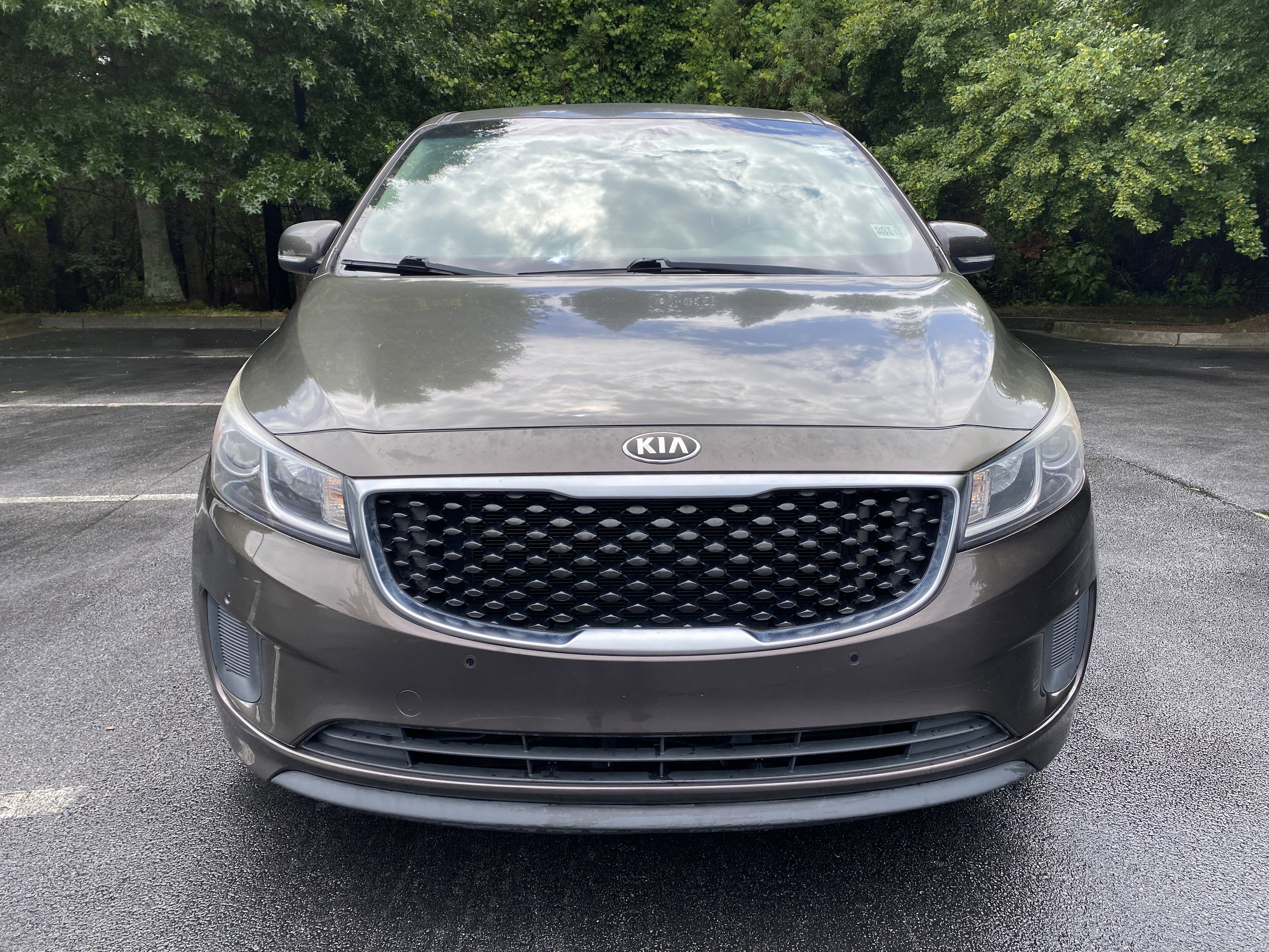 Used 2016 Kia Sedona LX w/ LX Essentials Premium Package FWD image 3