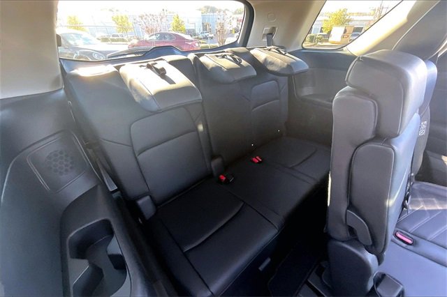 Certified 2025 Nissan Pathfinder Platinum w/ Cargo Package image 36