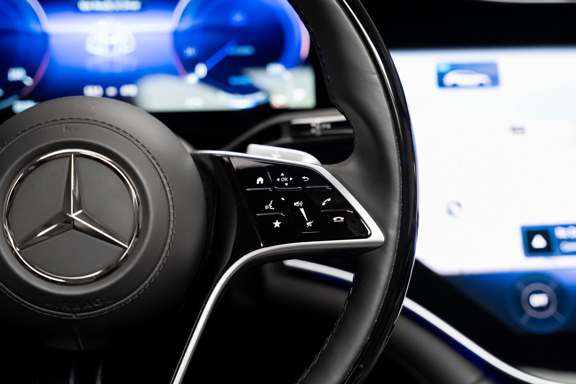 Used 2024 Mercedes-Benz Maybach EQS 680 4MATIC image 46